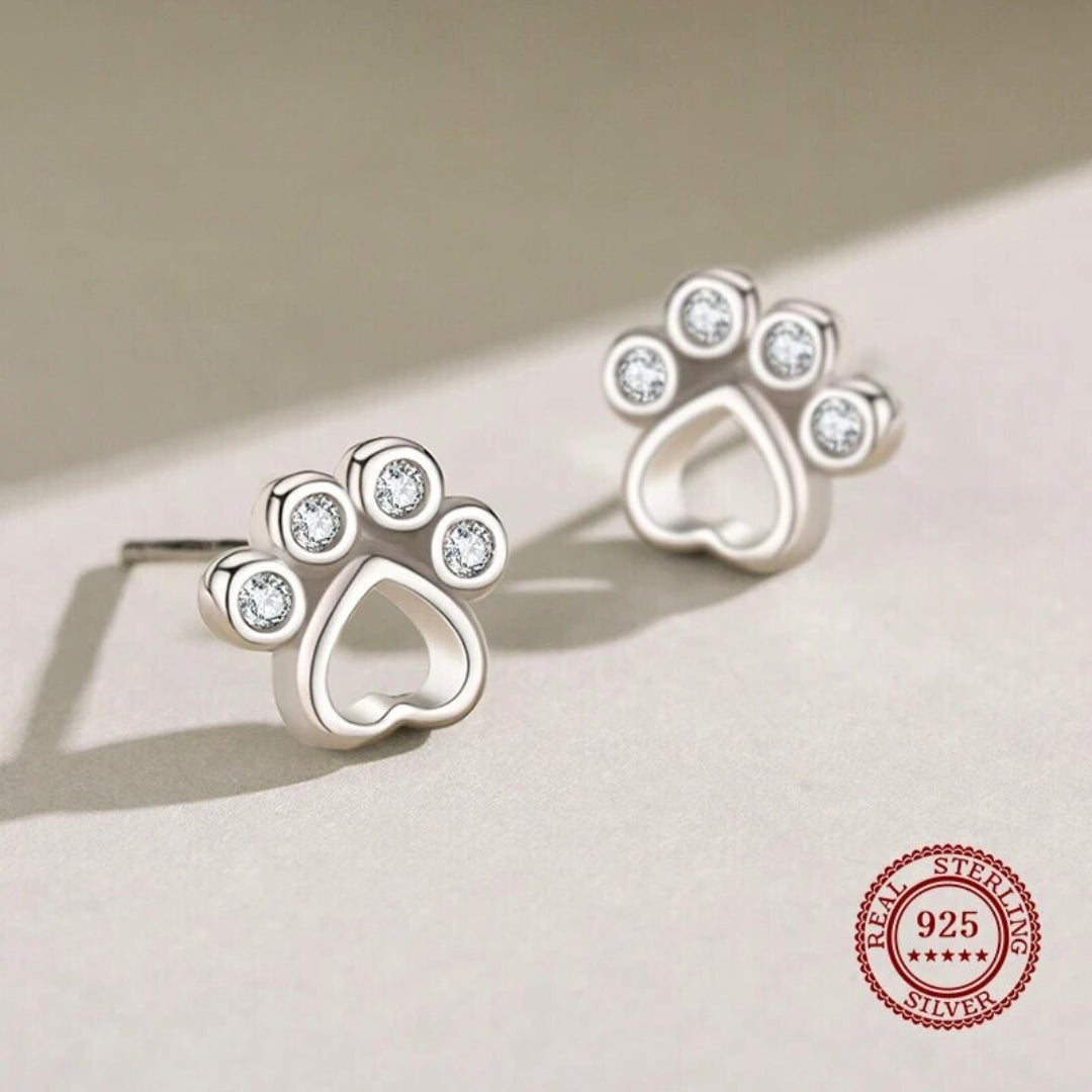 Lila Paw Stud Earrings 1