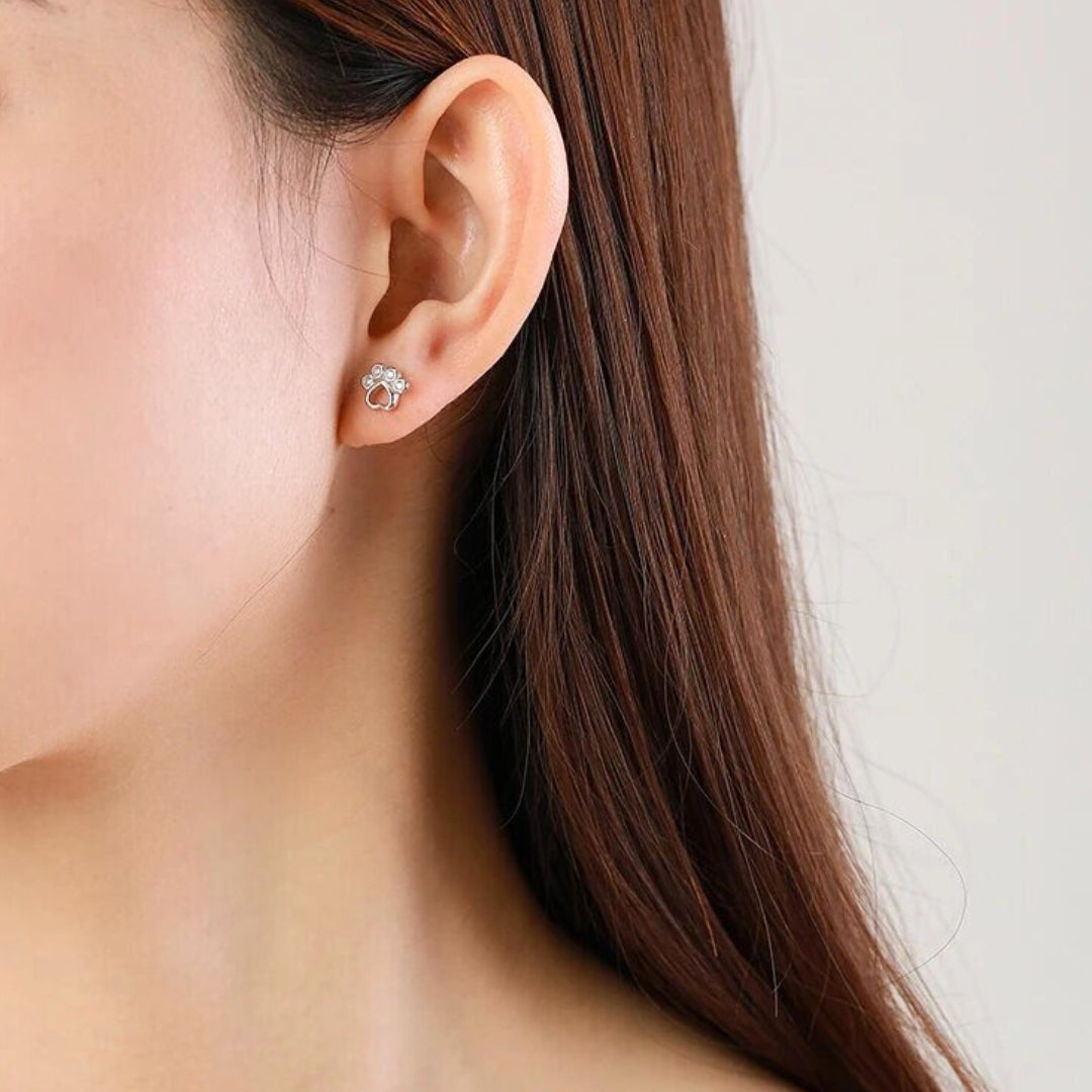 Lila Paw Stud Earrings 2