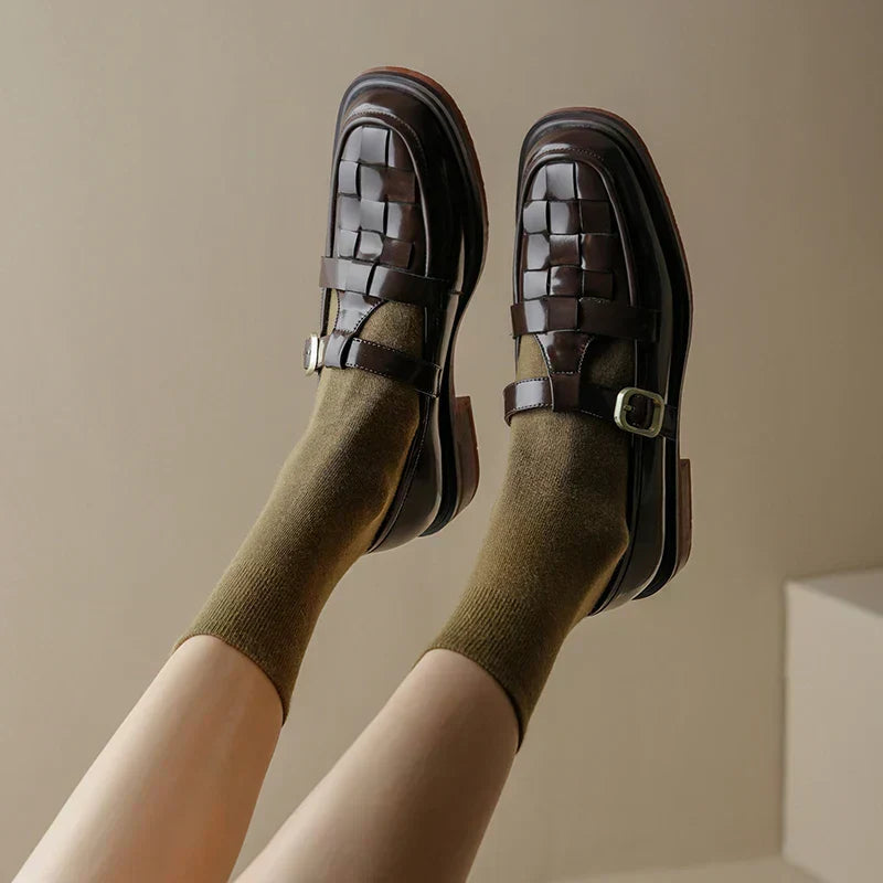 Livia Retro Flat Shoes 1