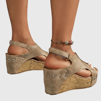Lydia Chic Sandals 4