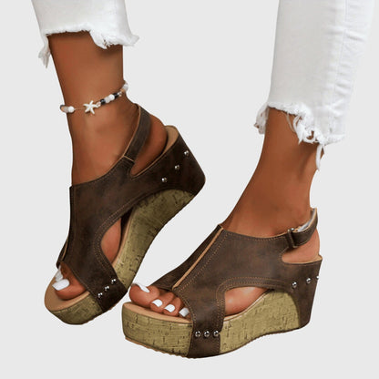 Lydia Chic Sandals 9