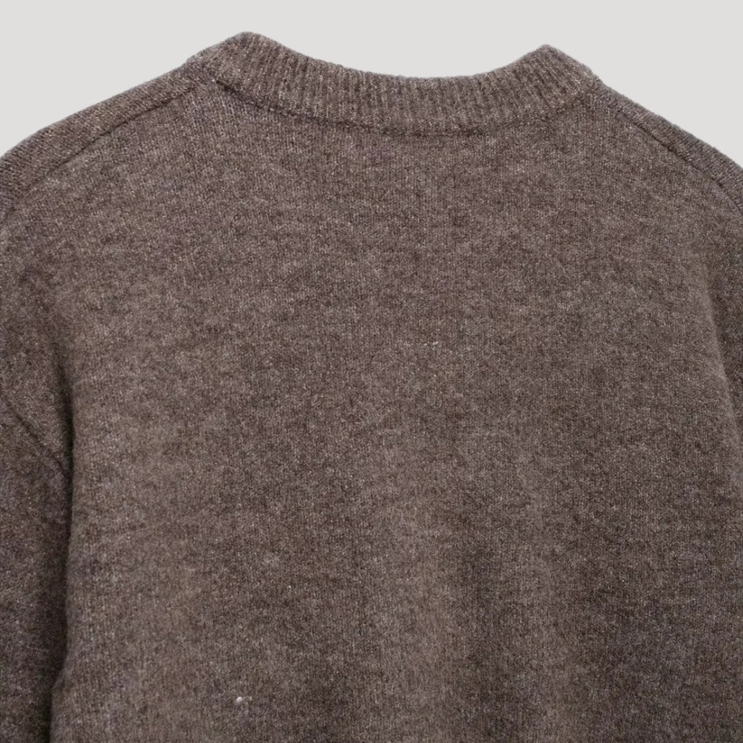 Women's cropped knit cardigan with crew neck and button front