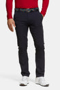 Men's straight-leg golf chino trousers with belt loops and slant pockets