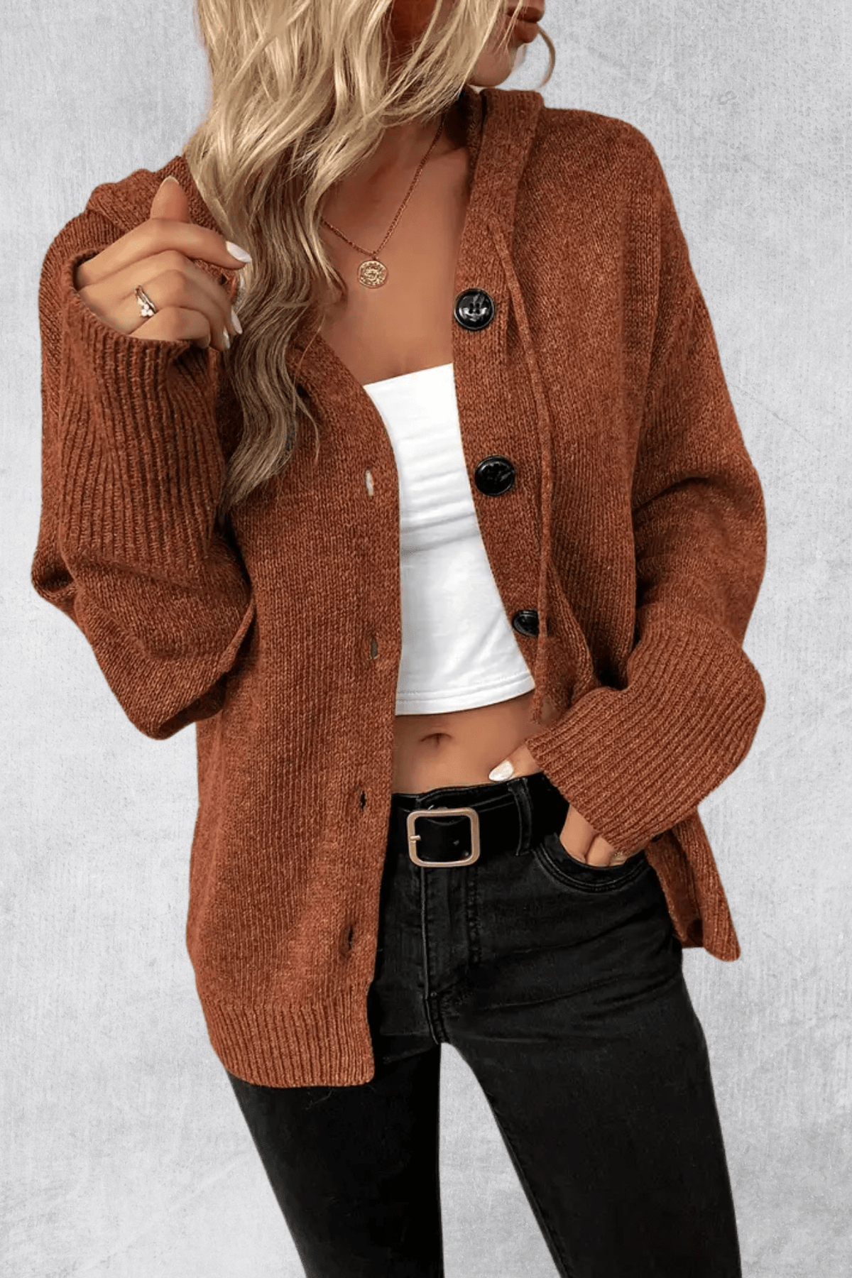 Women's ribbed button cardigan with long sleeves and relaxed fit