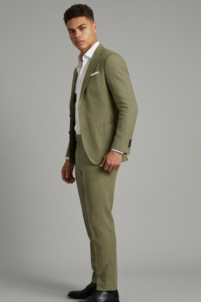Men's two-piece suit with notch-lapel jacket, buttoned front and matching straight-leg trousers