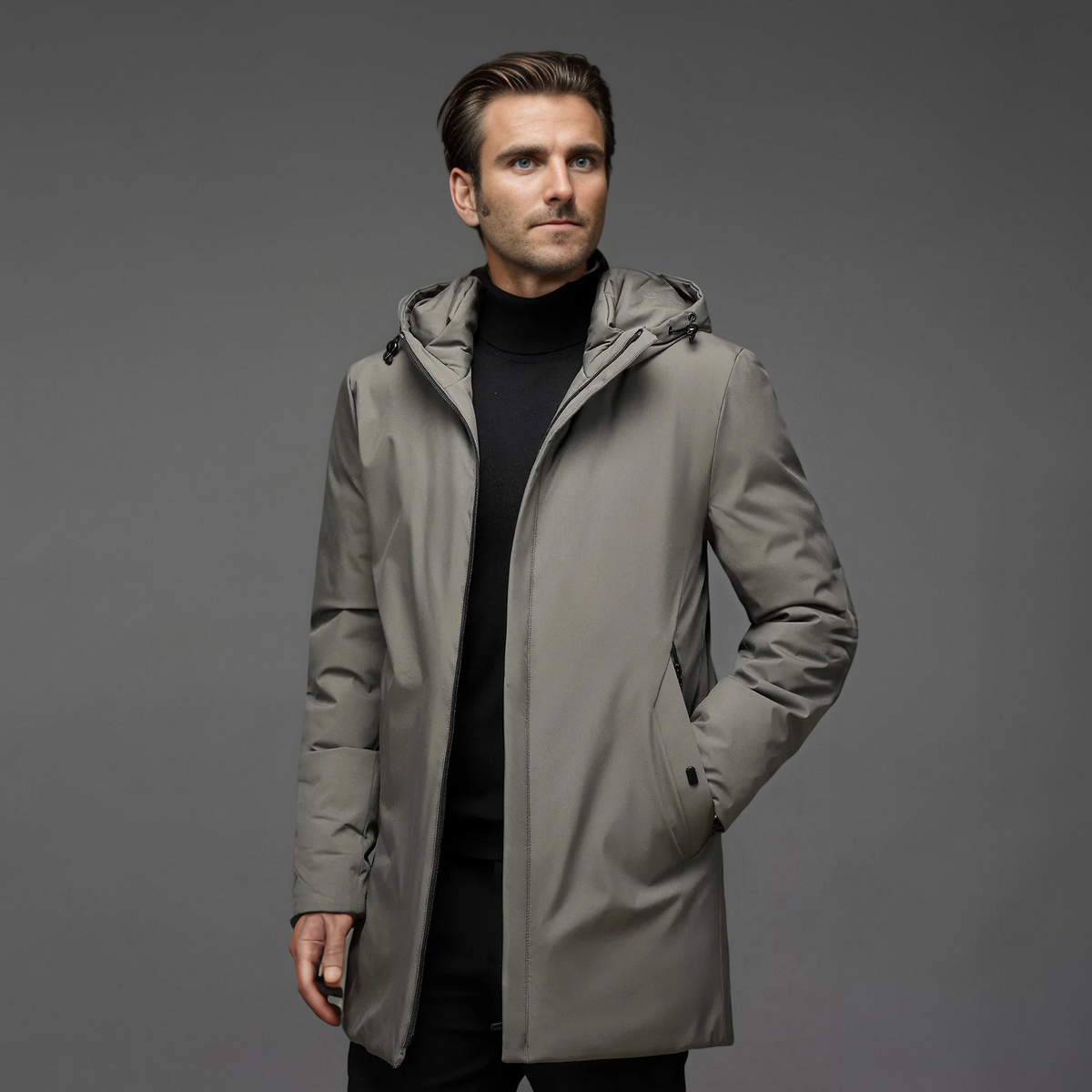 Men's hooded mid-thigh jacket with long sleeves and zip front