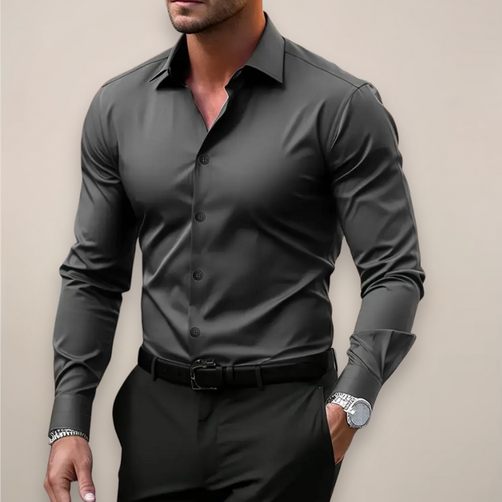 Men's slim fit long sleeve button shirt with pointed collar