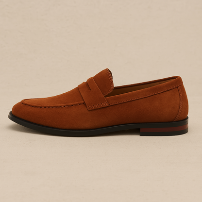 Men's penny loafers with rounded toes, vamp straps and low heels
