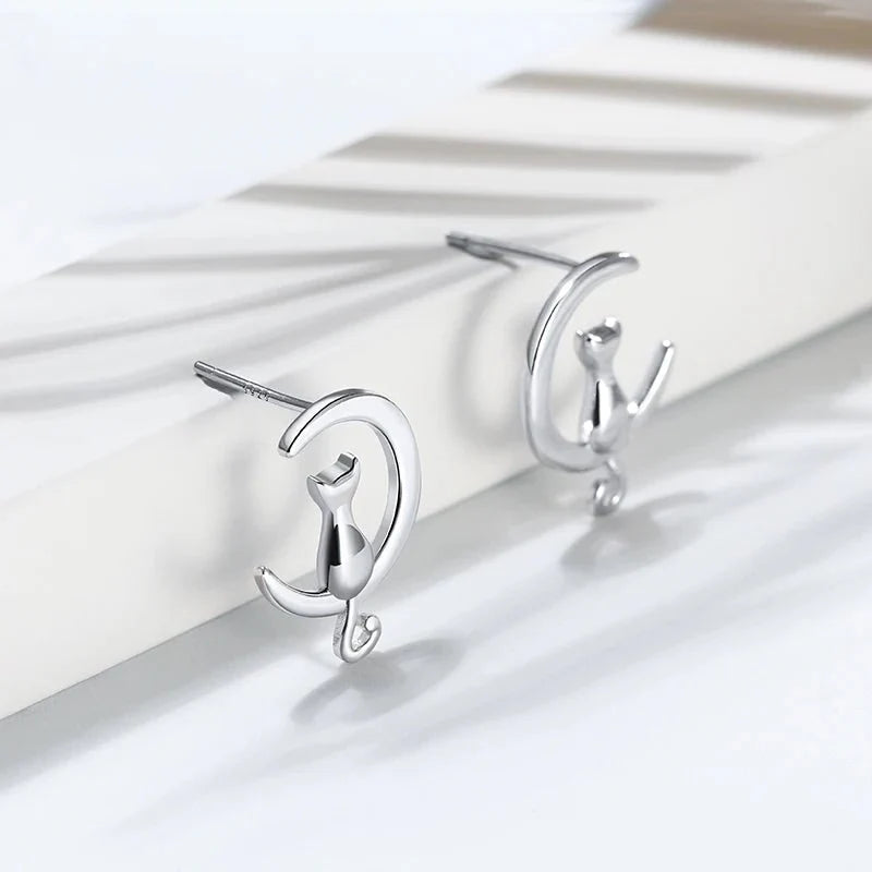 Mira Cat Stud Earrings 1