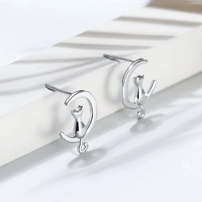 Mira Cat Stud Earrings 1