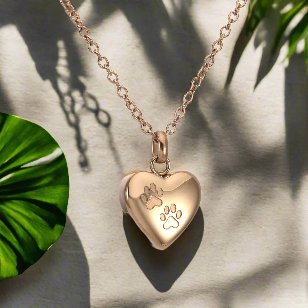 Mira Heart Pendant Necklace 2