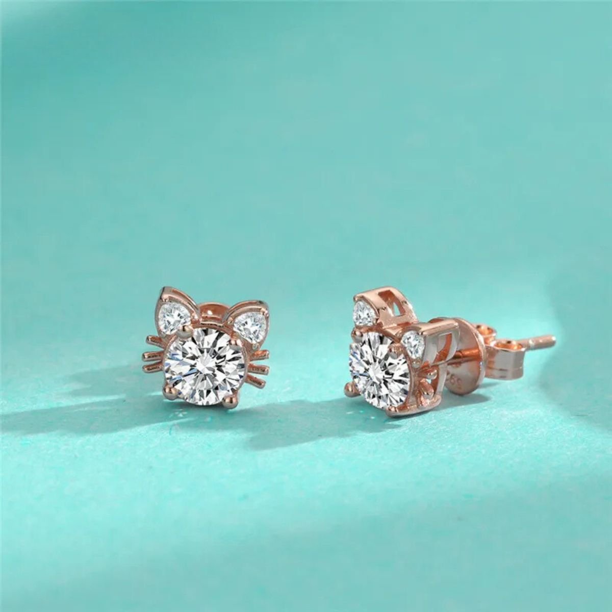 Mira Moissanite Cat Stud Earrings 3