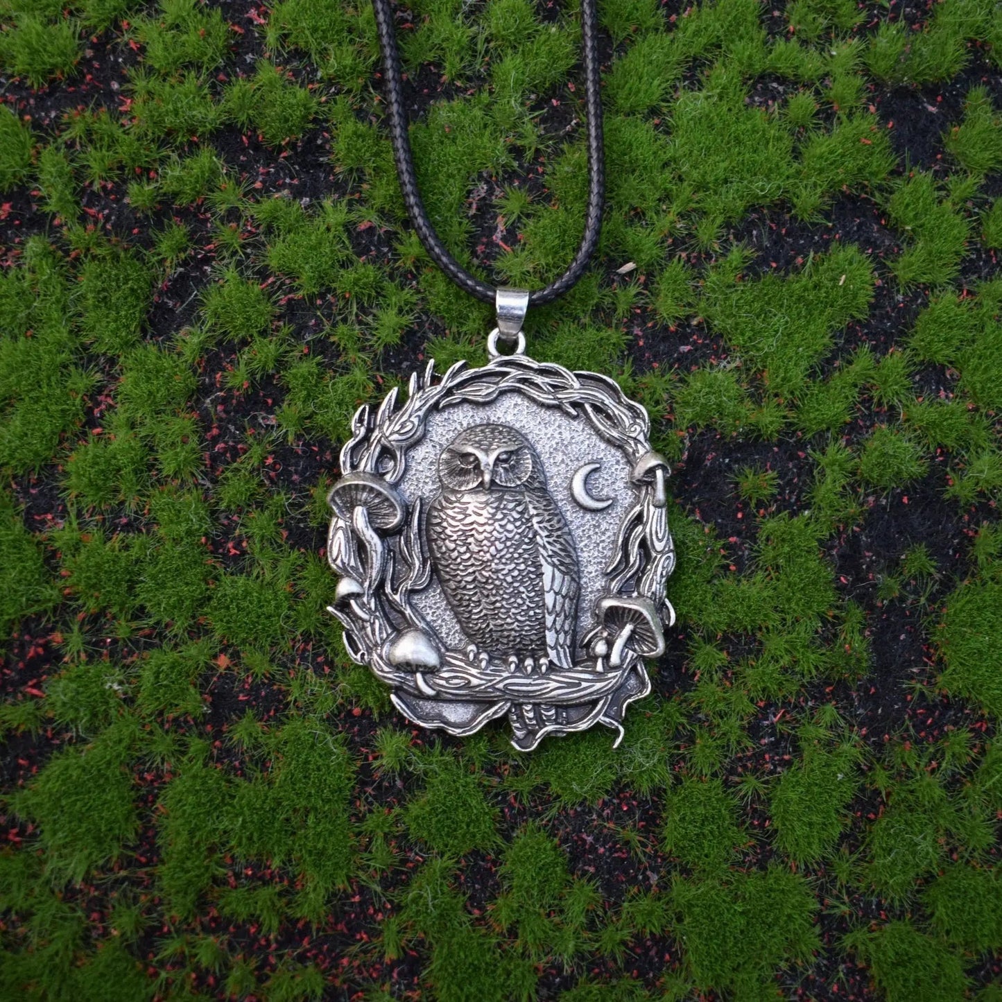 Mira Mystical Pendant Necklace 3