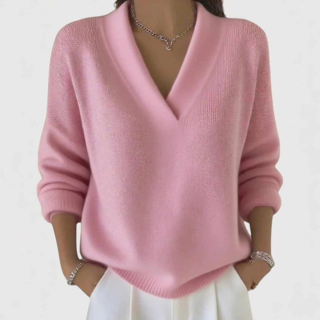 Mira Relaxed V-Neck 1