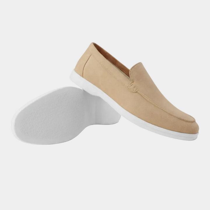 Men's slip-on loafers with moc toe stitching and low sole