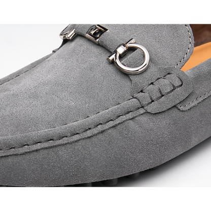 Men's solid loafers with moc toe, metal bit detail and lug sole