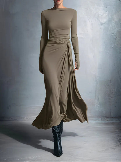Nora Minimalist Maxi Dress 3