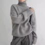 Women's relaxed ribbed turtleneck sweater with long sleeves