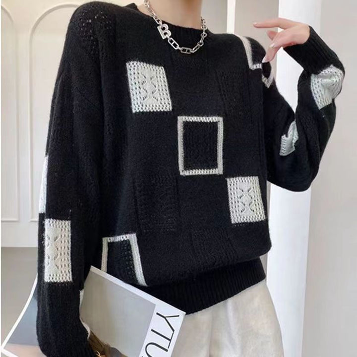 Women's geometric patchwork sweater with long sleeves