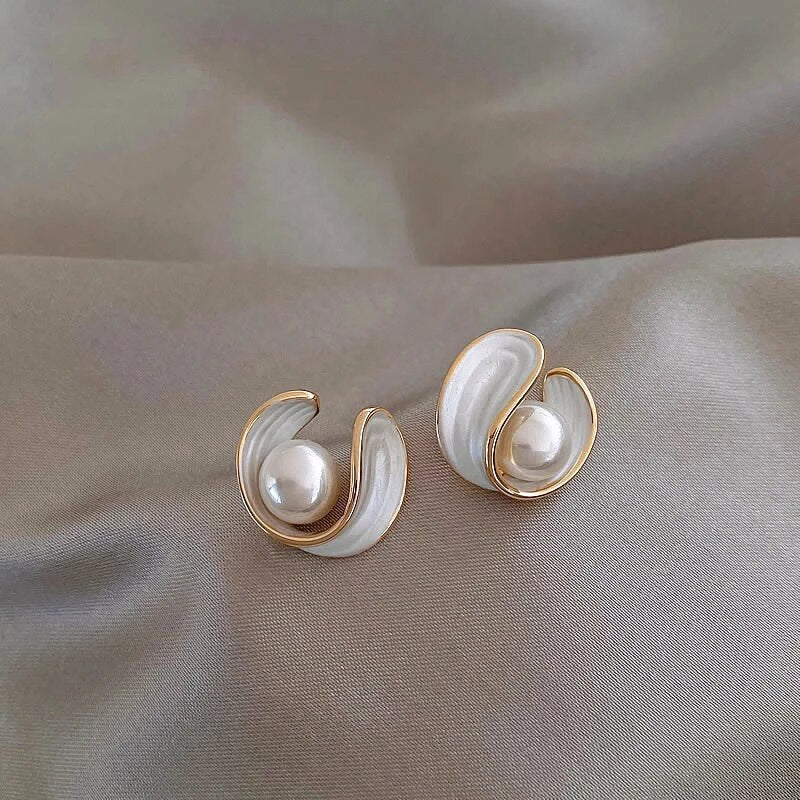 Odessa Pearl Gold Earrings 0