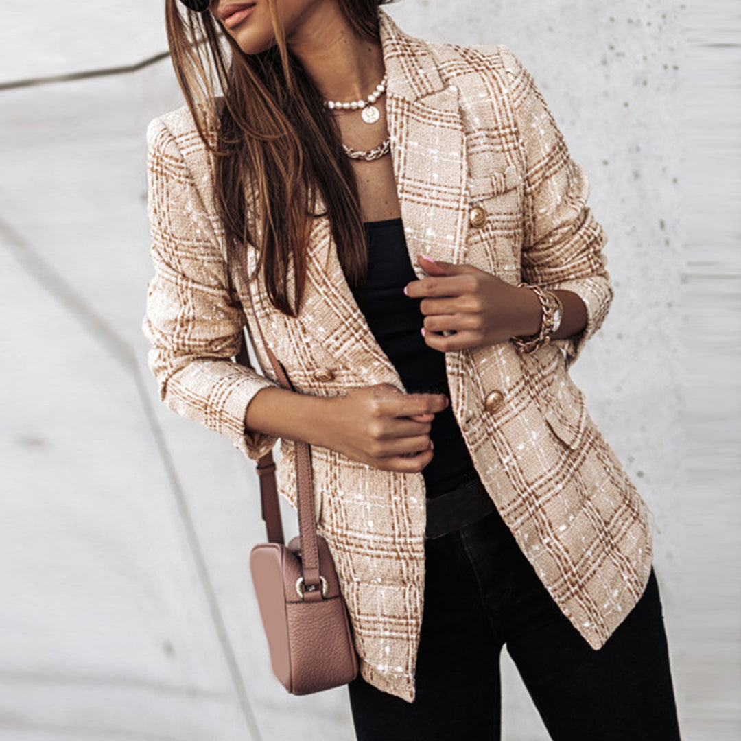 Women's checked tweed blazer with long sleeves and button front