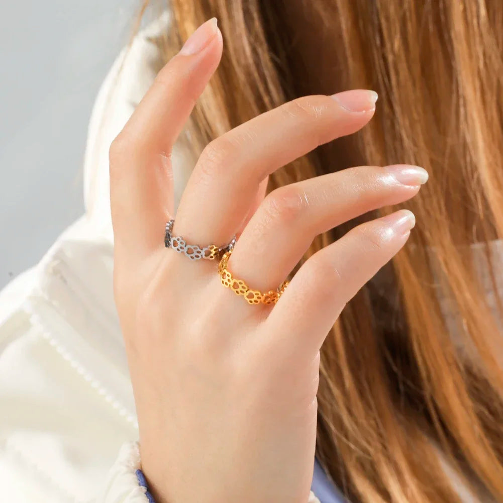 Penelope Adjustable Paw Print Ring 4