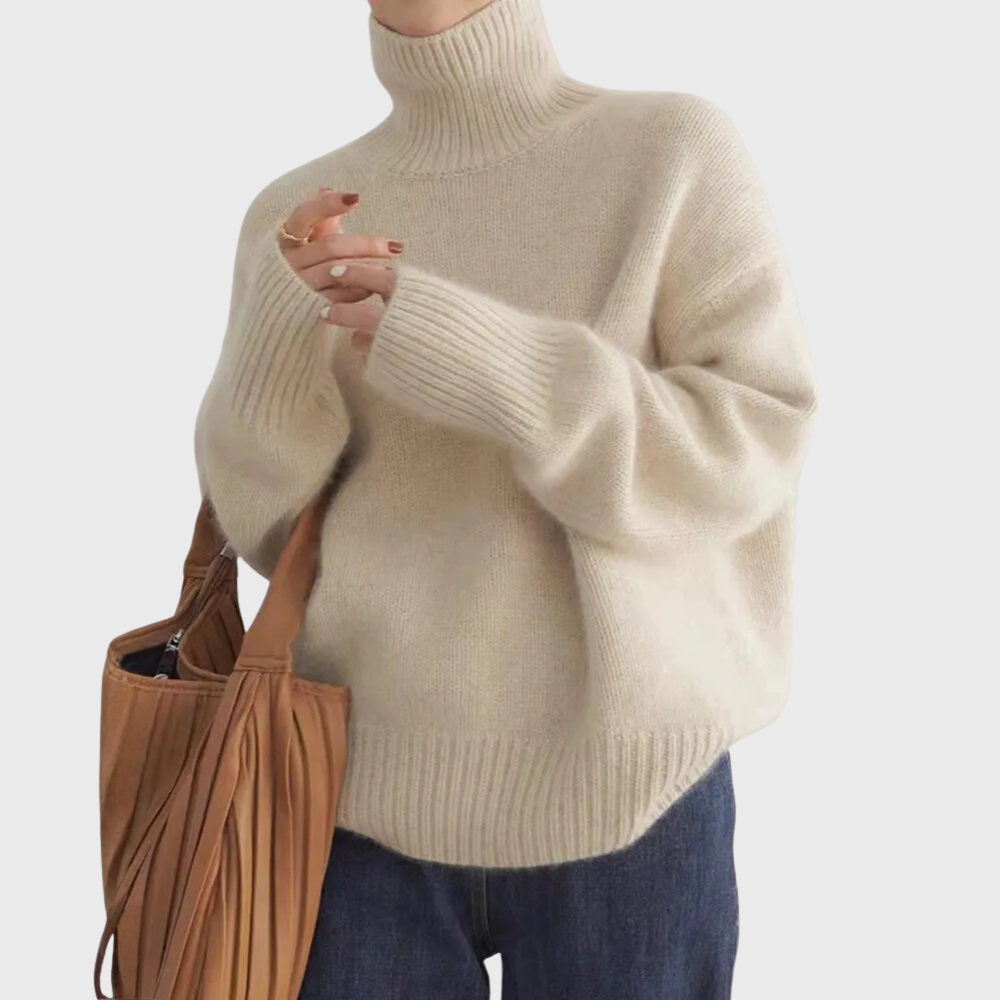 Women's long-sleeve ribbed turtleneck sweater with relaxed fit