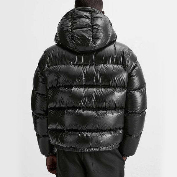 Men's hooded quilted puffer jacket with long sleeves and front zipper
