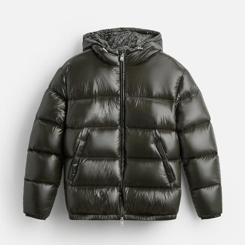 Men's hooded quilted puffer jacket with long sleeves and front zipper