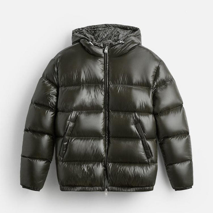 Men's hooded quilted puffer jacket with long sleeves and front zipper