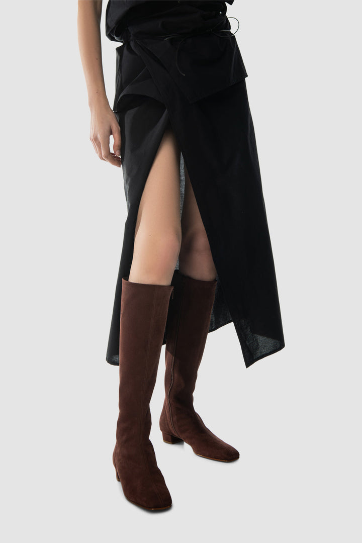 Women's brown knee-high square-toe boots