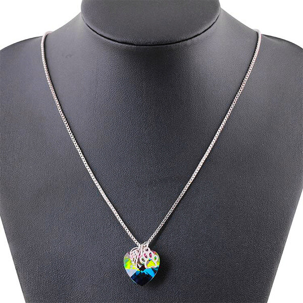 Raina Heart Pendant Necklace 4
