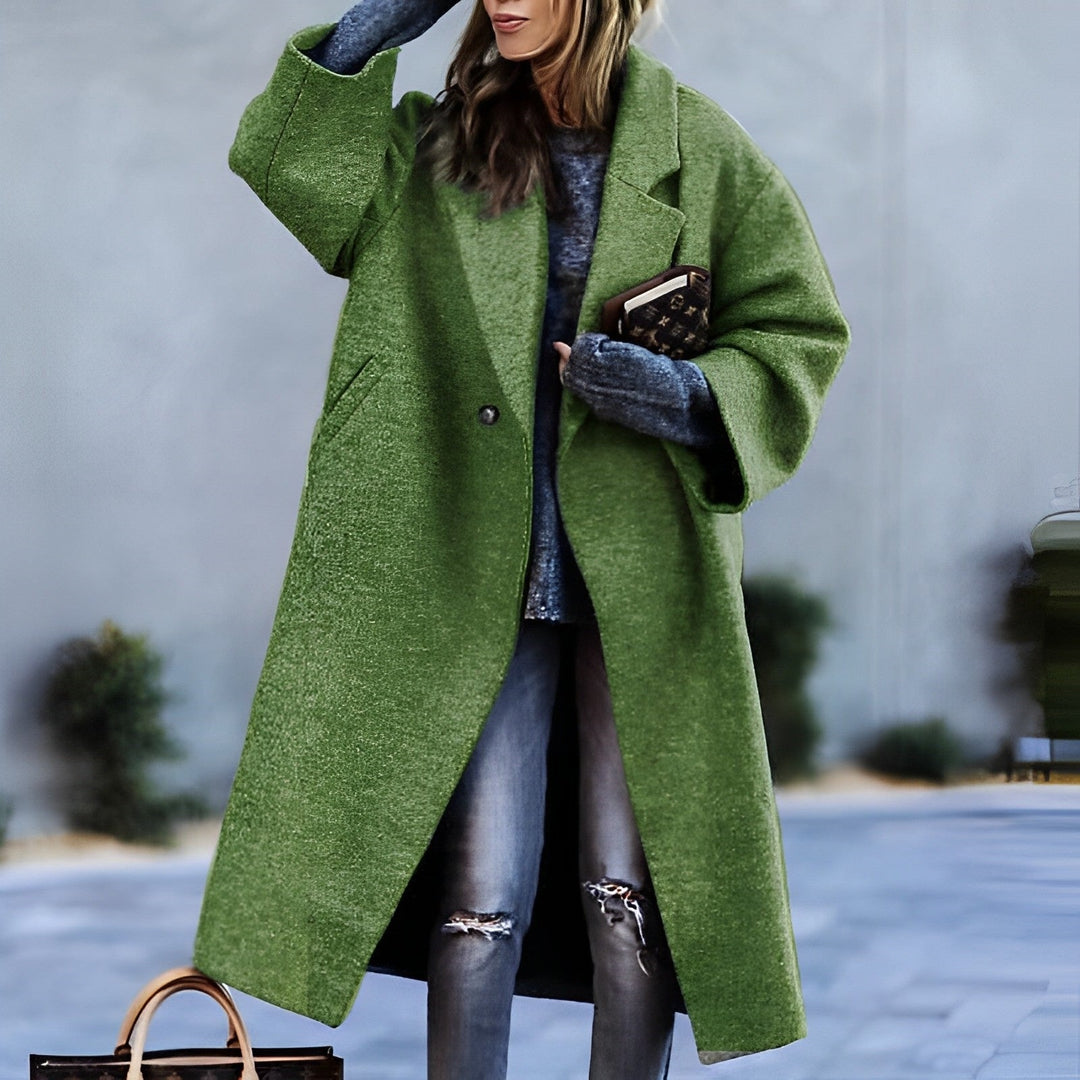 Women's long lapel coat with single button and front pockets