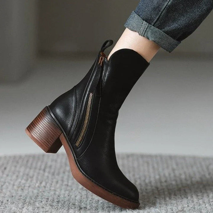Women's ankle boots with side zipper and block heel