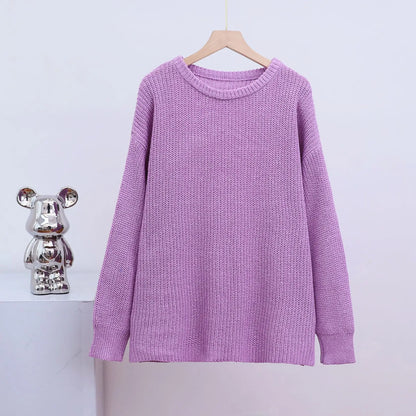 Women's ribbed knit sweater with crew neck and long sleeves