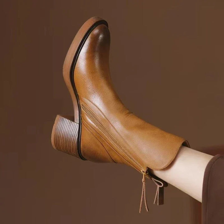 Women's ankle boots with side zipper and block heel