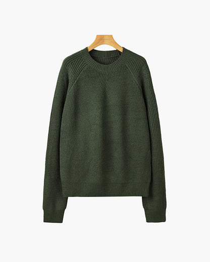 Unisex ribbed crew neck sweater in green and white, long sleeves, relaxed fit