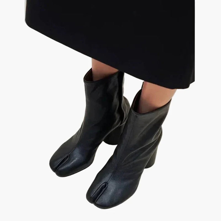 Women's tabi ankle boots with split toe and block heel