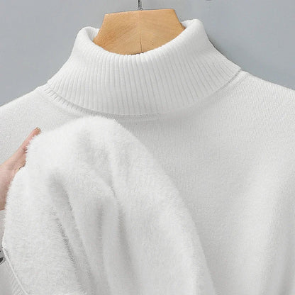 Men's long-sleeve ribbed turtleneck sweater with fitted silhouette