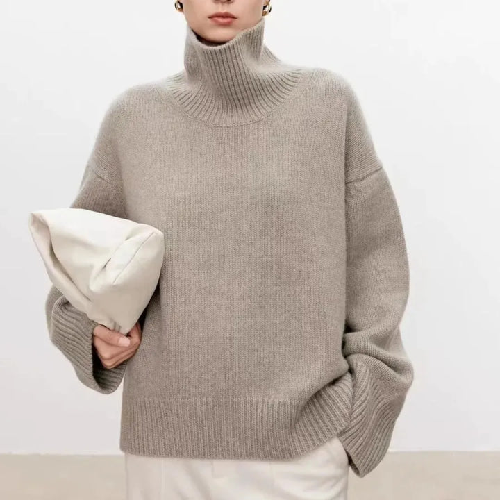 Women's plain knitted turtleneck sweater with long sleeves