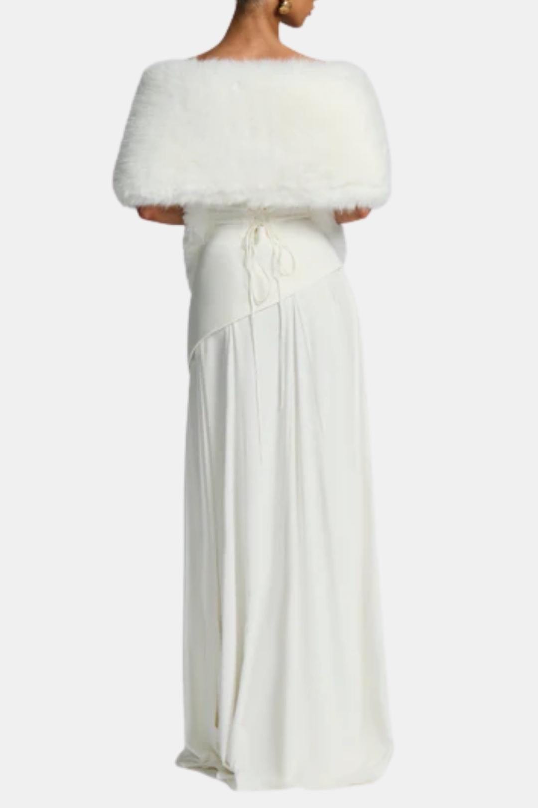 Women's floor-length faux fur shawl with wide collar