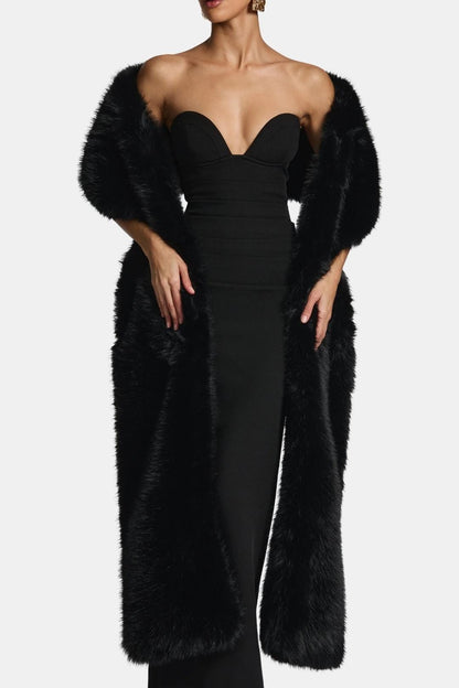 Women's floor-length faux fur shawl with wide collar
