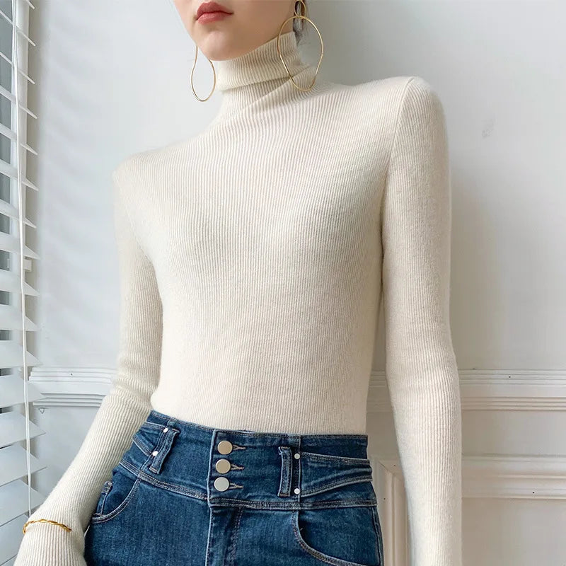 Women's ribbed turtleneck sweater with long sleeves and a slim fit