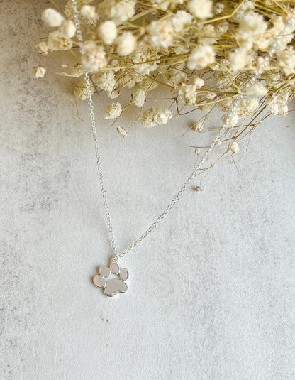 Sienna Paw Print Necklace 2