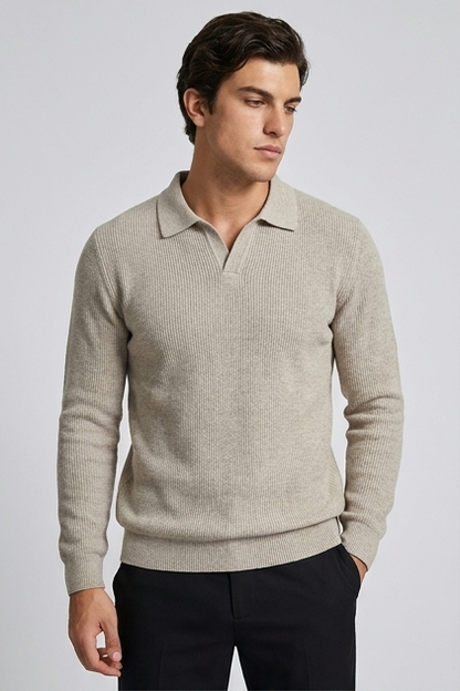 Men's long-sleeve textured knit polo shirt with pointed collar