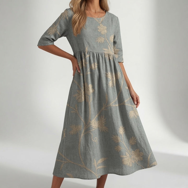 Women's Floral Print Maxi Dress — V-Neck Flowing Summer Maxi Dress