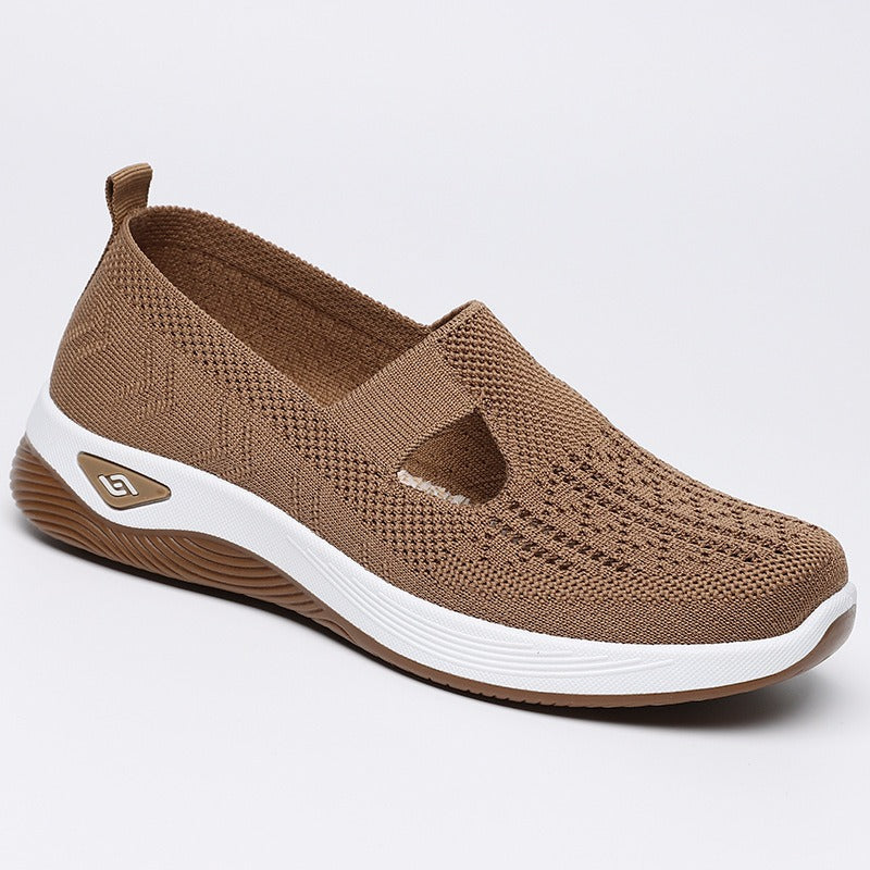 Women's red knit ballet flat with closed round toe