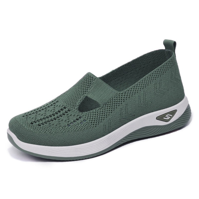 Women's red knit ballet flat with closed round toe