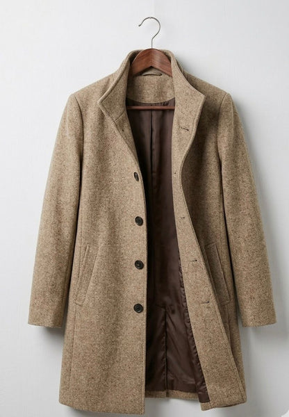Women's tailored long coat with notched lapels, button front and angled pockets
