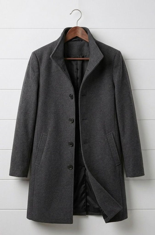 Women's tailored long coat with notched lapels, button front and angled pockets